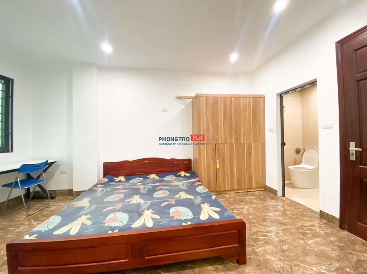 Cho Thuê CCMN 3,3TR Khép Kín Full Đồ và Máy Giặt Máy Sấy Tại 192 Kim Giang