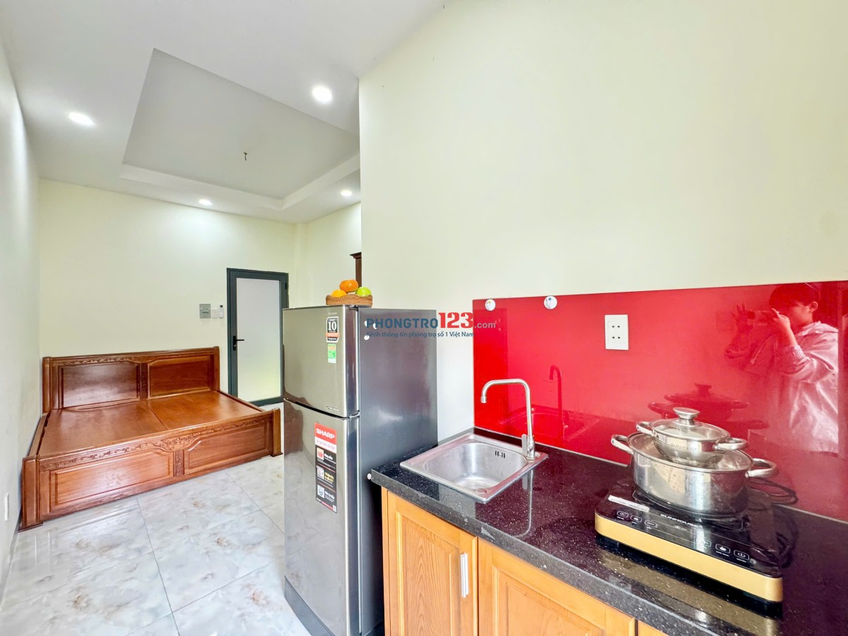 BÓC TEM PHÒNG BAN CÔNG NEW, ĐẦY ĐỦ TIỆN NGHI NGAY KCX TÂN THUẬN