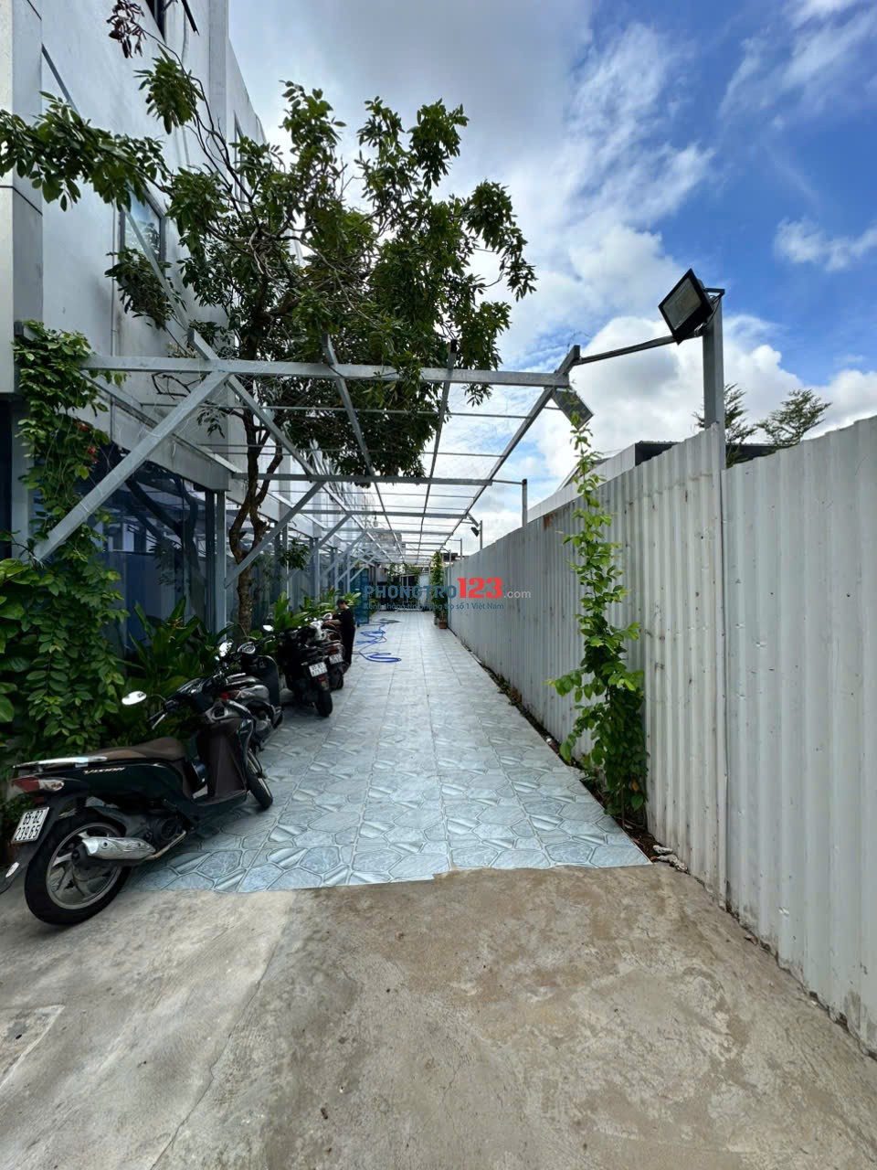 Cho thuê văn phòng, Phường 13, Quận 4, TP.HCM, 30 triệu VND, 131m2, view đẹp, yên tĩnh