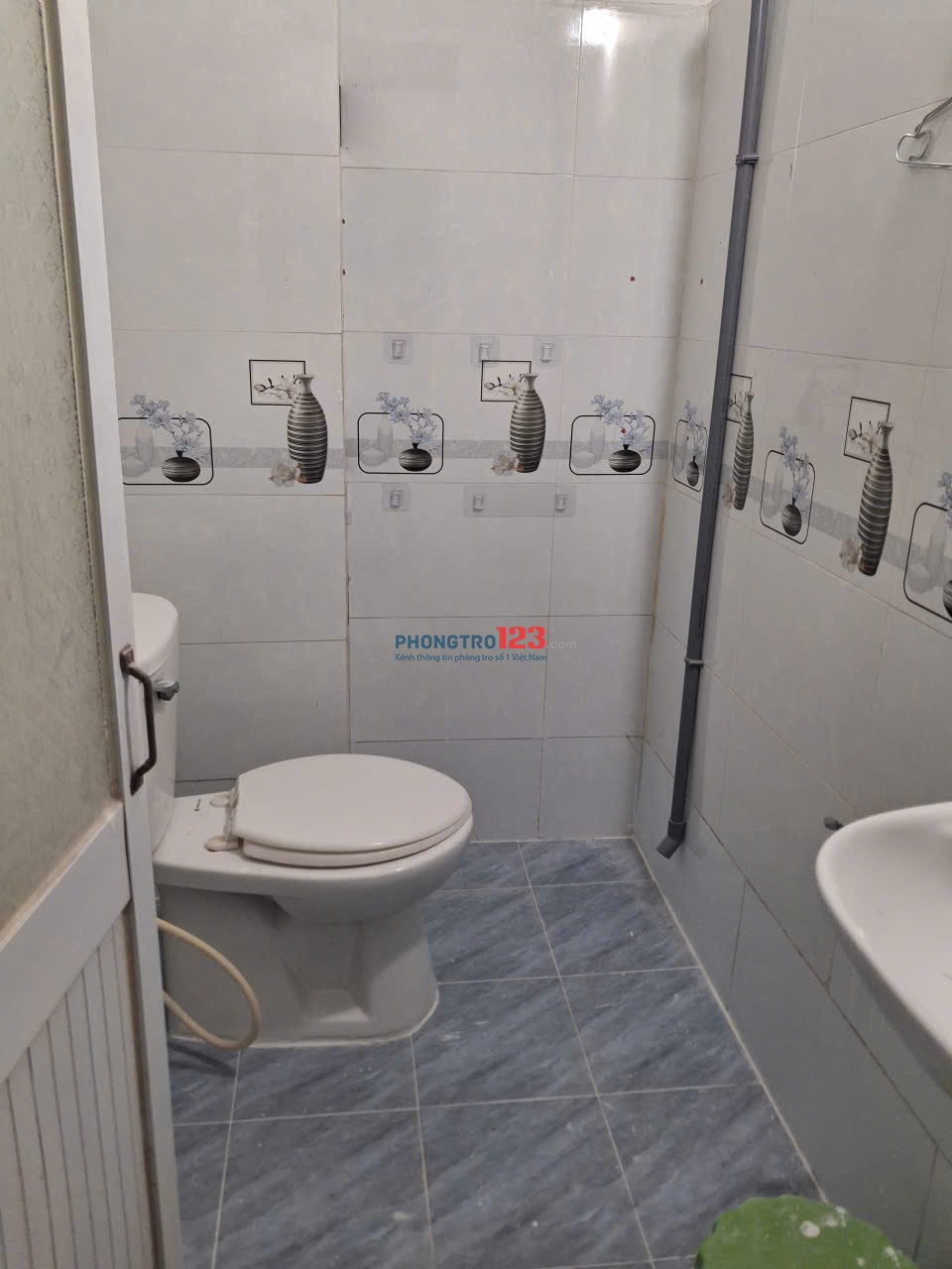 Chính chủ cho thuê nhà gác lửng 2pn, 2wc giá rẻ tại MÃ Lò, bình Tân