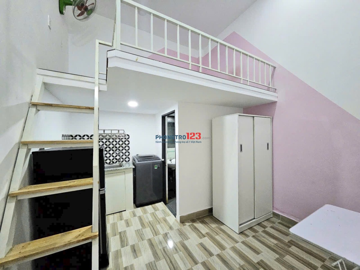 PHÒNG FULL NỘI THẤT - MÁY GIẶT RIÊNG NGAY PHAN VĂN HỚN