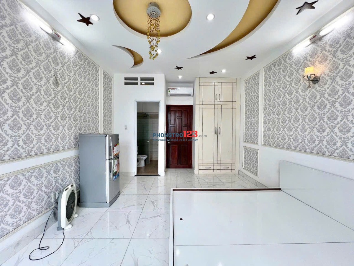 PHÒNG 1 PHÒNG NGỦ - 1 PHÒNG KHÁCH FULL NỘI THẤT NGAY PHẠM VĂN CHIÊU