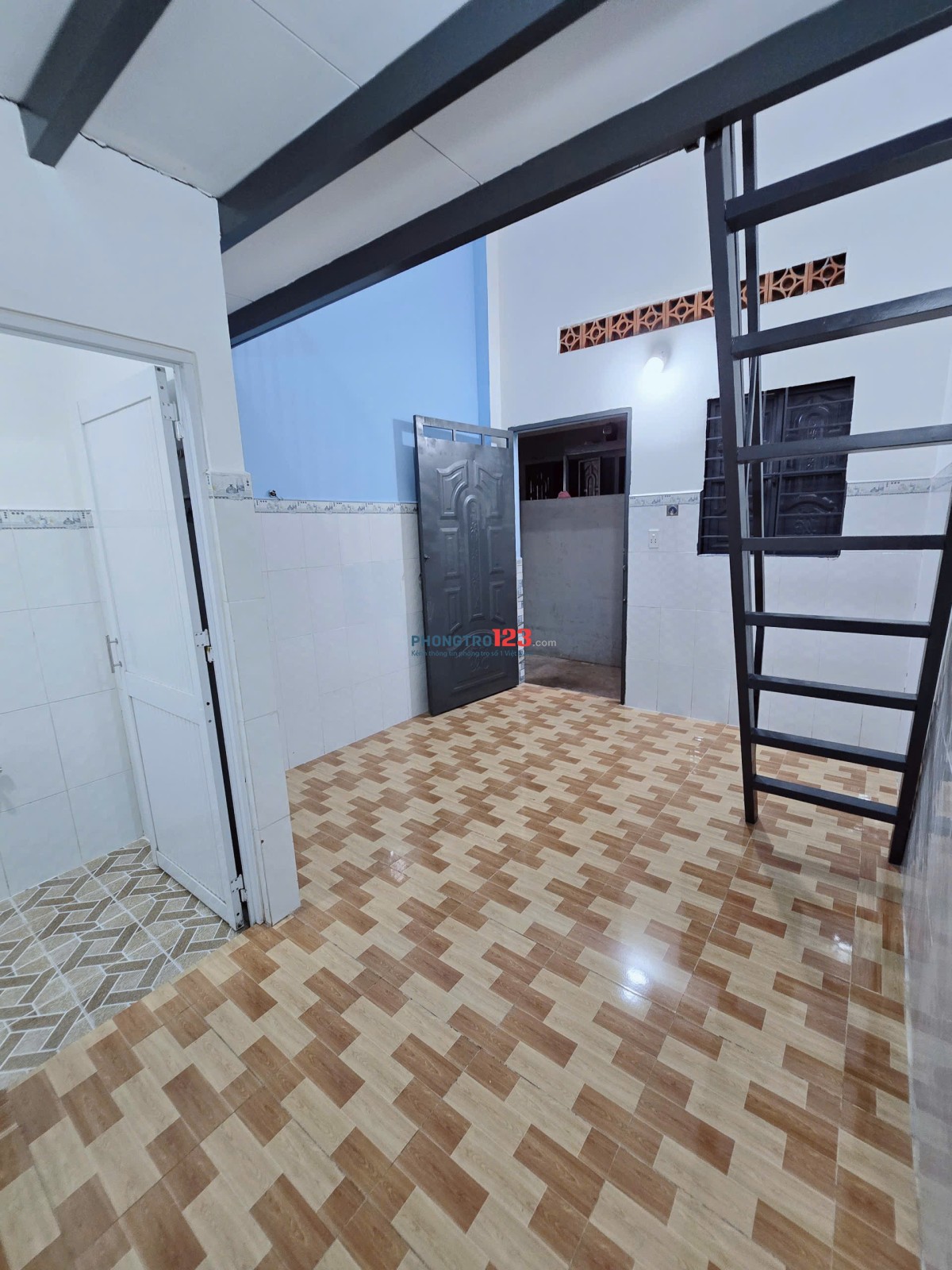 Phòng gần khu CNC, Nguyễn Duy Trinh, vị trí thuận tiện di chuyển, phòng mới mẻ