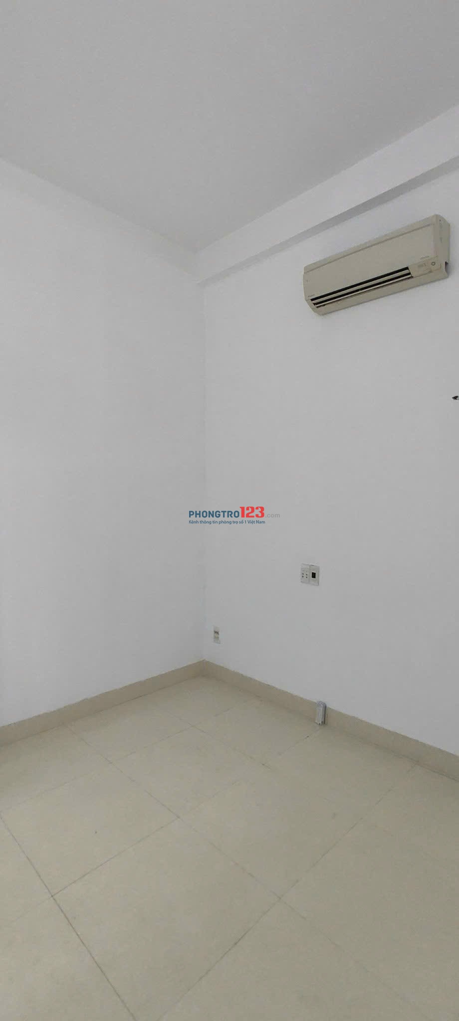 Cho thuê nhà giá siêu rẻ 8 triệu nhà riêng 2,5 tầng, đường Hoàng Diệu, TP Đà Nẵng