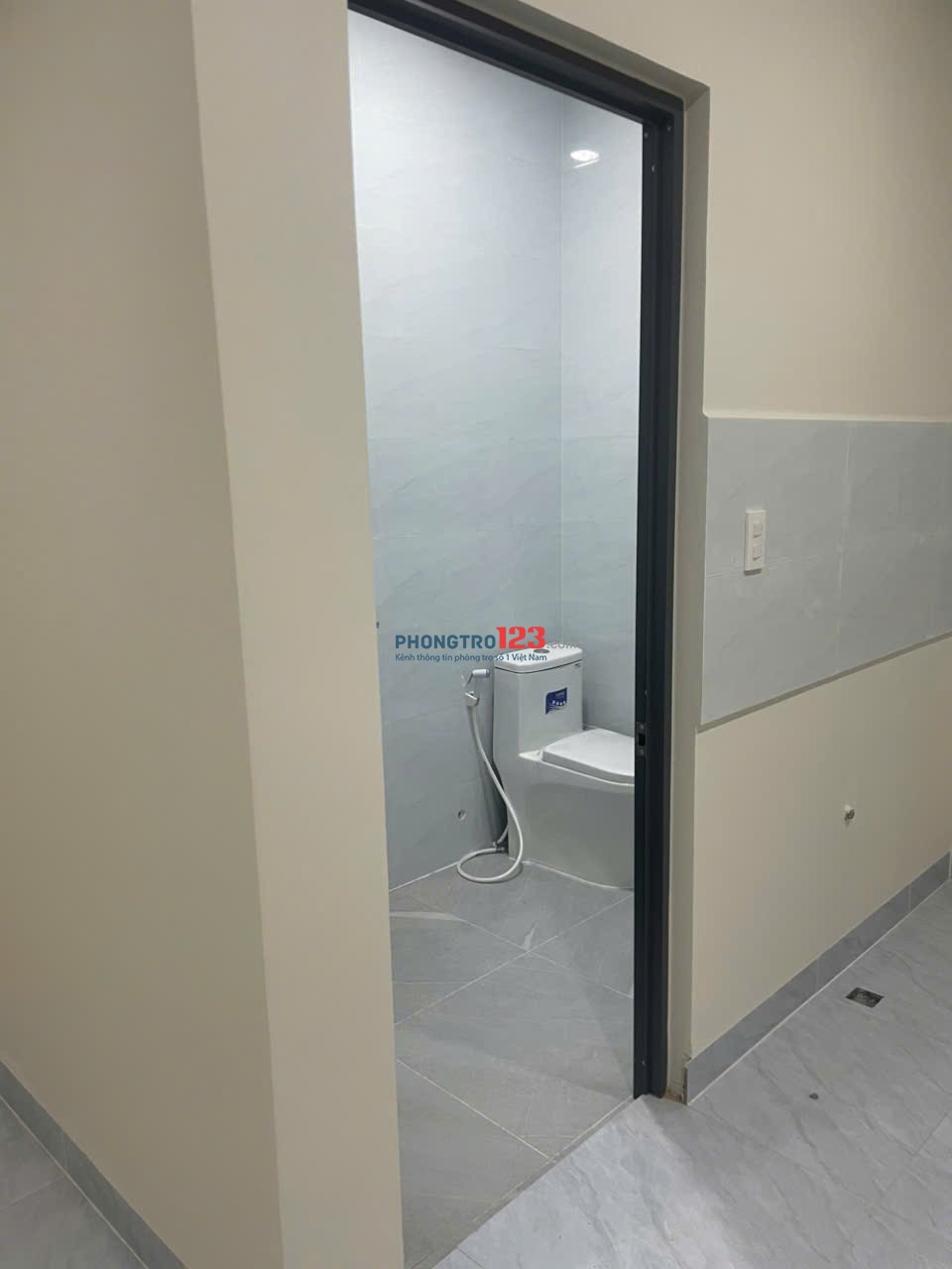 Phòng trọ gần ngã ba Đỗ Xuân Hợp, Liên Phường. Nhận phòng T11/2025