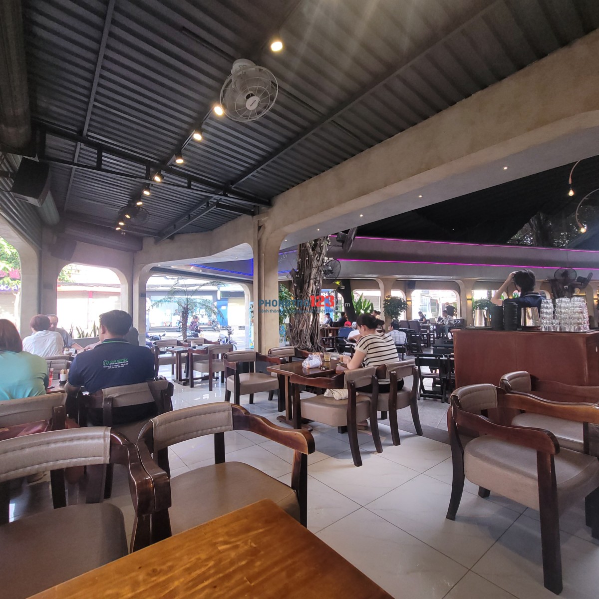 CHO THUÊ CĂN HỘ 2PN / 2WC – 1PK TÁCH RIÊNG CÓ VIEW BAN CÔNG – QUẬN BÌNH TÂN