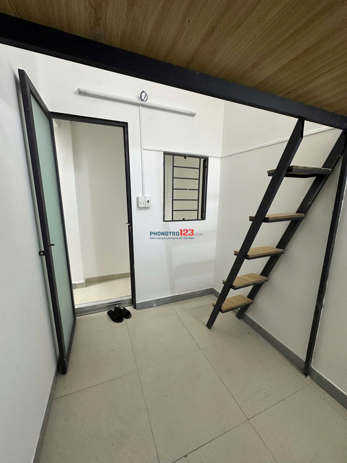 TRỐNG 1 PHÒNG MỚI XÂY SÁT VĂN LANG, IUH, SIÊU THỊ, CHỢ ĐẦY ĐỦ TIỆN NGHI