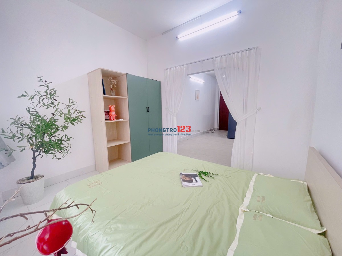 Cho thuê phòng full nt gần thiên đường ăn uống Phan Xích Long giáp Bình Thạnh, Q1 Q3