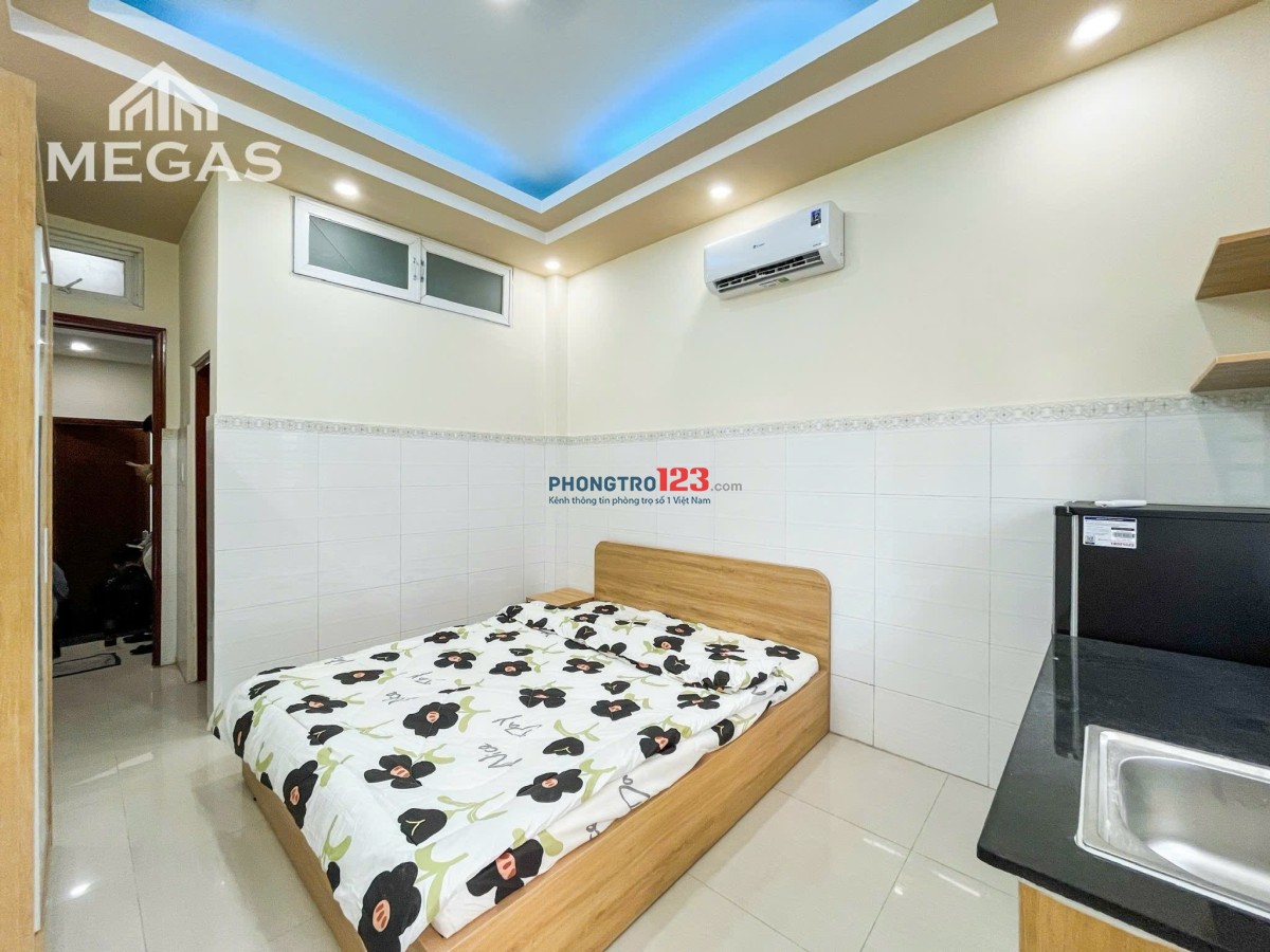 CHO THUÊ PHÒNG BAN CÔNG LỚN ĐÓN NẮNG , 32m2 , GIÁ TỐT - GẦN VÒNG XOAY DÂN CHỦ, TOÀ NHÀ VIETTEL