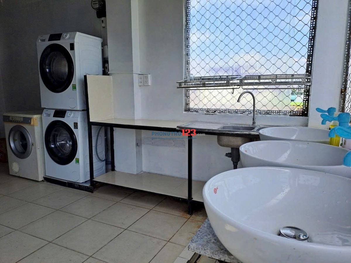 SỐNG SƯỚNG NHƯ TIÊN, TRẢ TIỀN NHƯ SINH VIÊN!