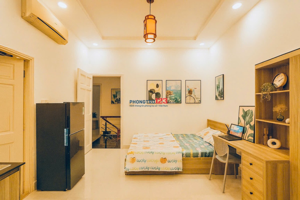 PHÒNG MỚI KHAI TRƯƠNG – 1PN FULL NỘI THẤT, BAN CÔNG RỘNG, GẦN CHỢ BÀ CHIỂU