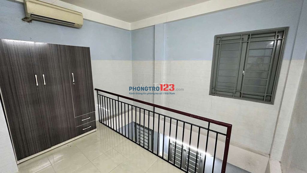 Cho Thuê Phòng trọ kiểu CCMN Quận 4 mới chỉ hơn 2 triệu/tháng, có lầu ở được 2 người.