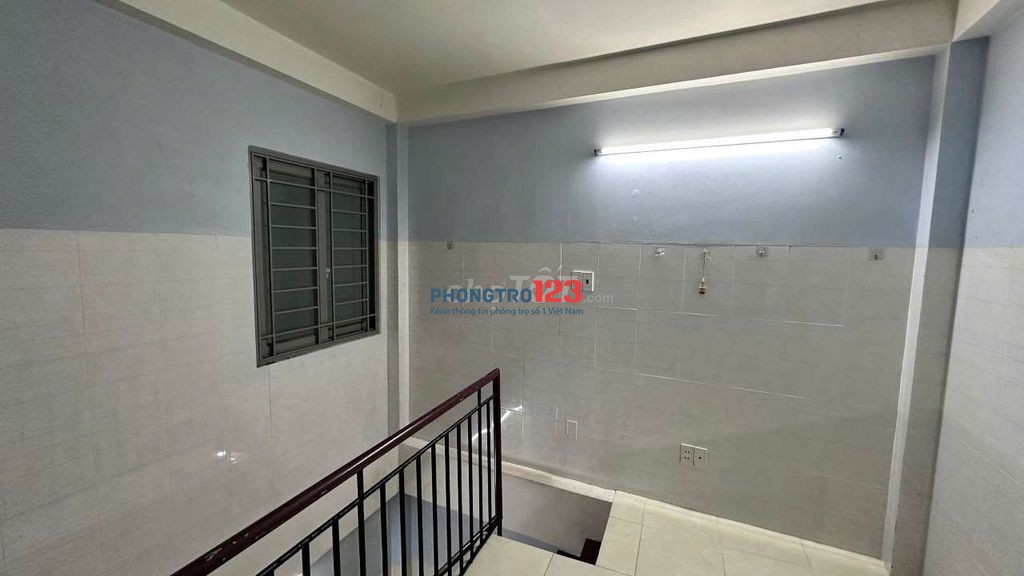 Cho Thuê Phòng trọ kiểu CCMN Quận 4 mới chỉ hơn 2 triệu/tháng, có lầu ở được 2 người.