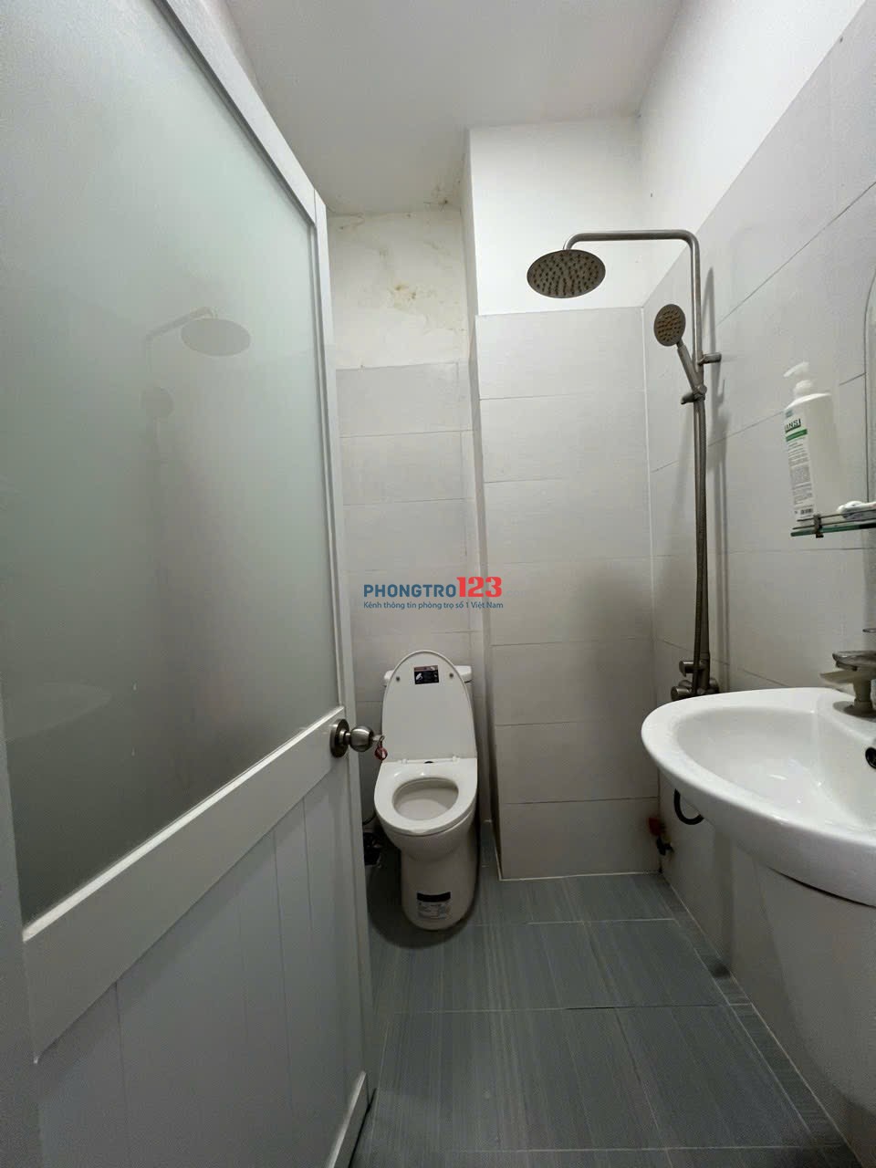 Cho thuê căn hộ dịch vụ Lê Văn Lương gần dự án CELESSTA hàn quốc giá 2 triệu