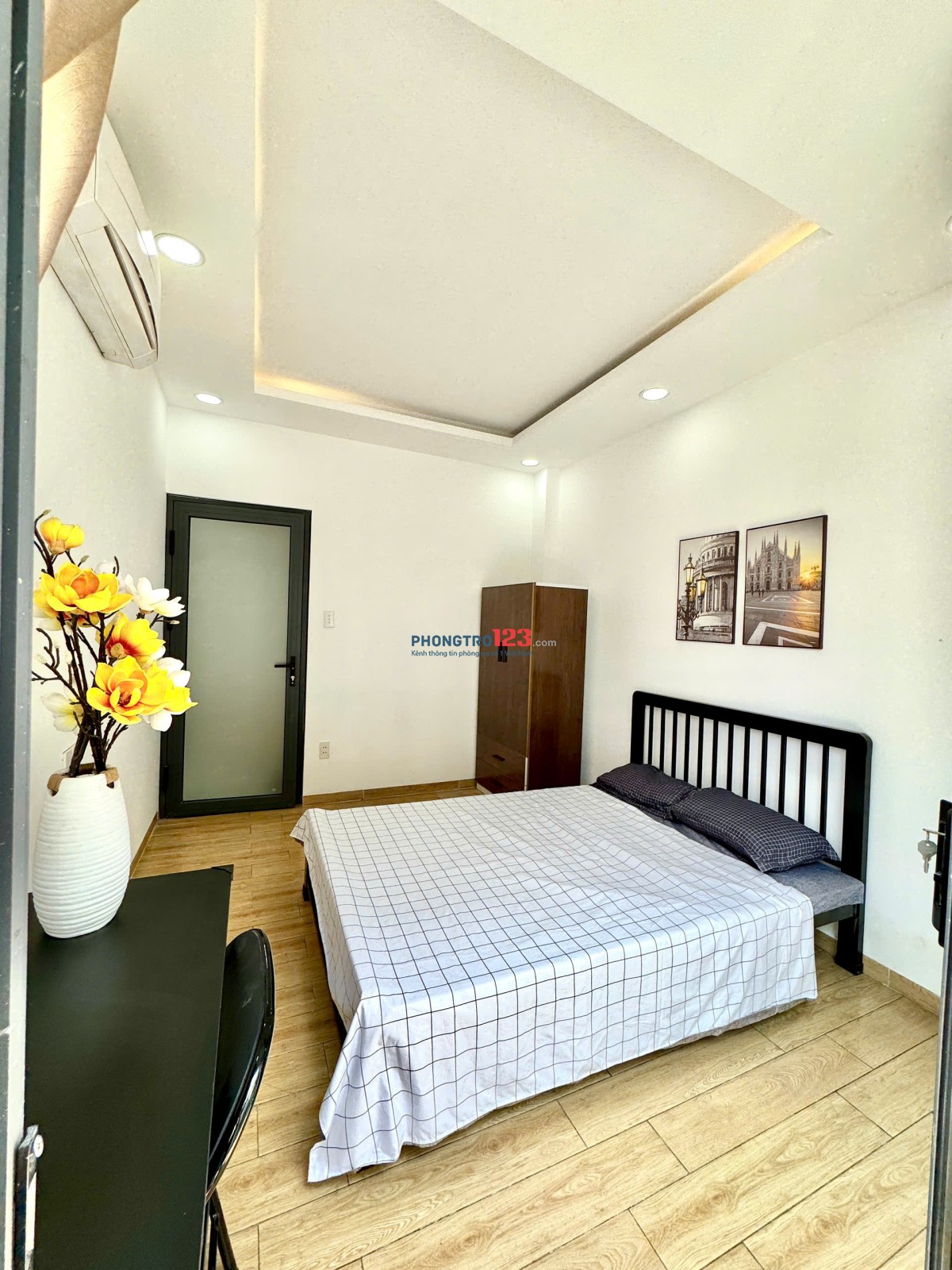 Phòng đang setup chuẩn bị khai trương giá rẻ. Đối diện chợ Hạnh Thông Tây