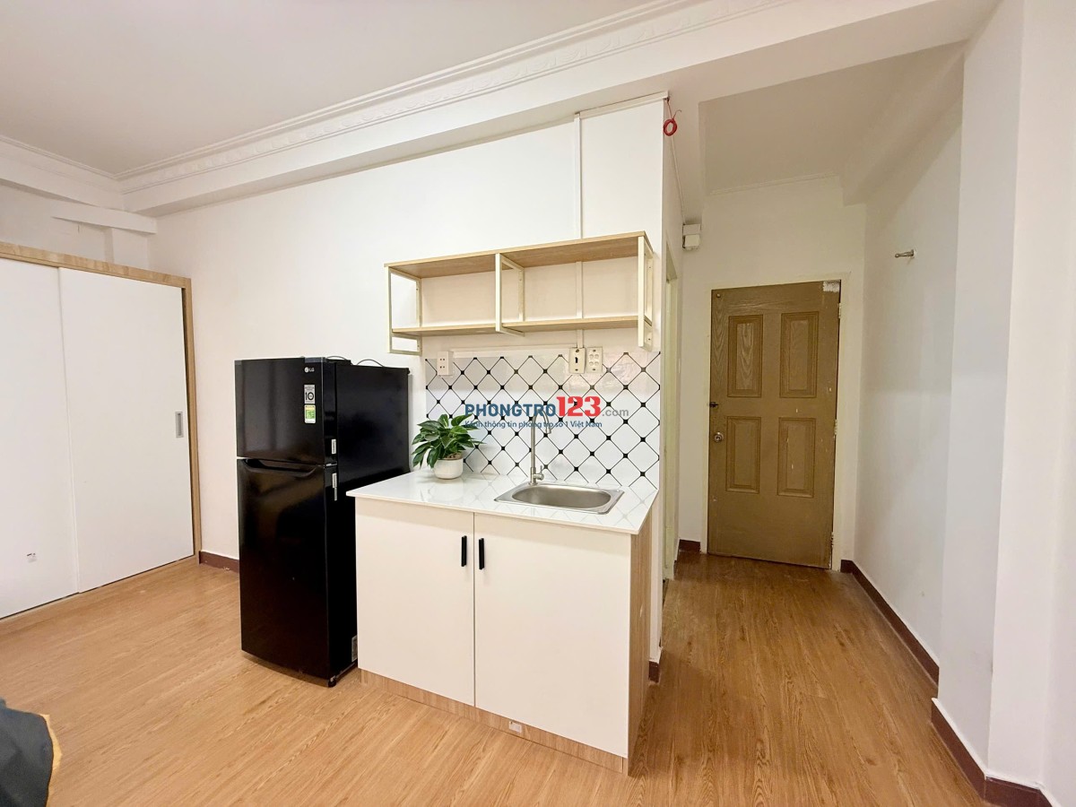 CHO THUÊ CĂN HỘ CỬA SỔ LỚN SIÊU THOÁNG GẦN CẦU THỊ NGHÈ, LANDMARK 81, GIÁP Q1.