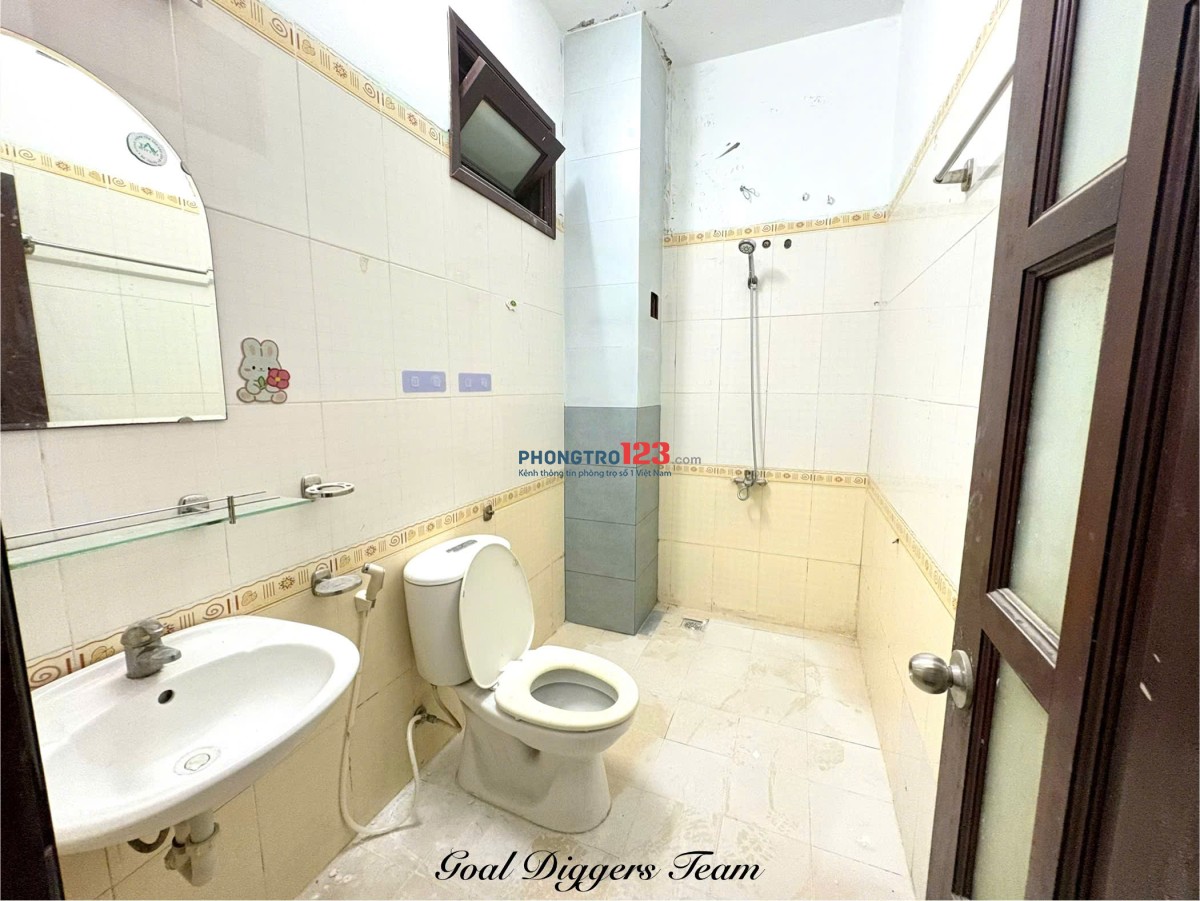 Trống Sẵn Căn Ban Công Trước và Sau - Ngay An Khánh, Gần Cầu Sài Gòn