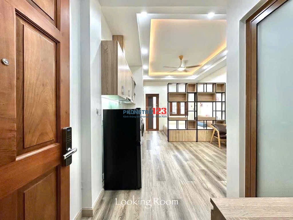 KHAI TRƯƠNG PHÒNG STUDIO BAN CÔNG - TRƯỜNG CHINH ĐỒNG ĐEN - NGAY CHỢ BÀU CÁT