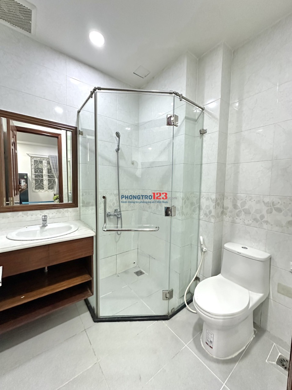 PHÒNG CAO CẤP NEW NGAY BẮC HẢI QUẬN 10