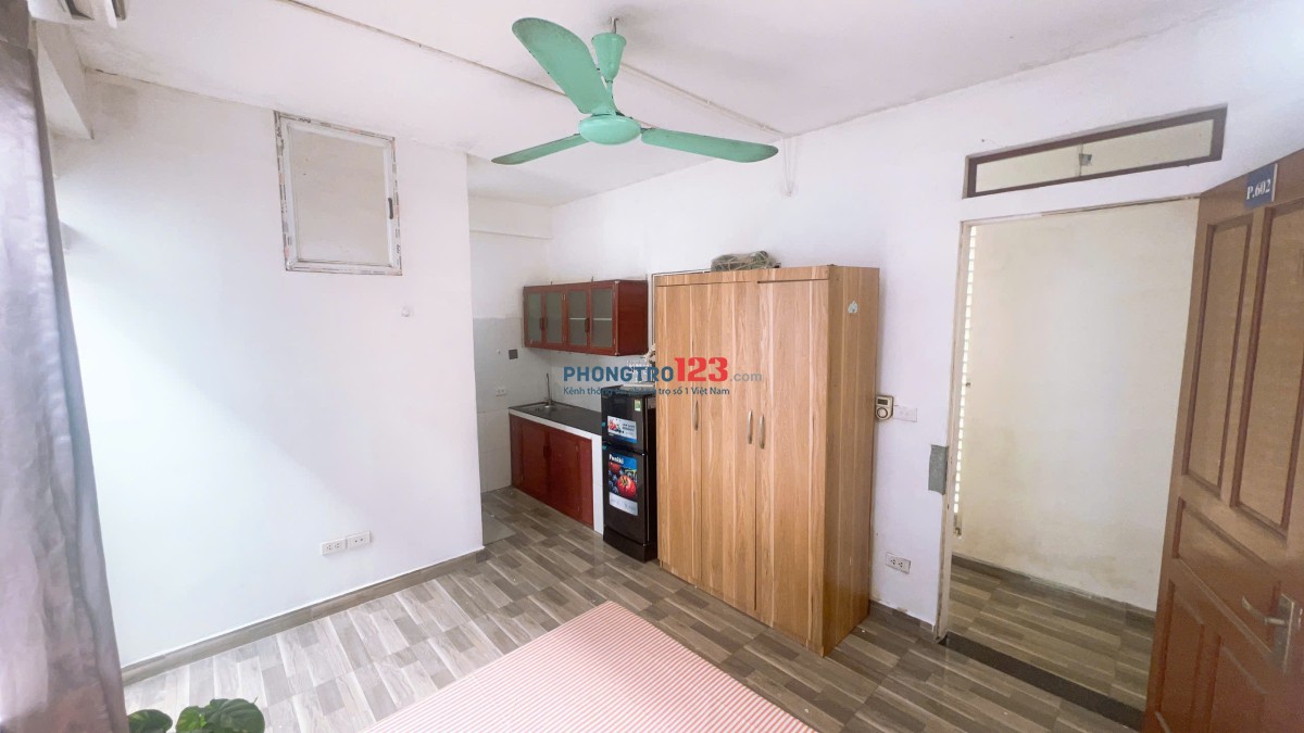 Cho thuê CCMN full đồ, cửa sổ ban công, ngõ 286 Nguyễn Xiển gần DH Nhân Văn, Công nghệ GTVT