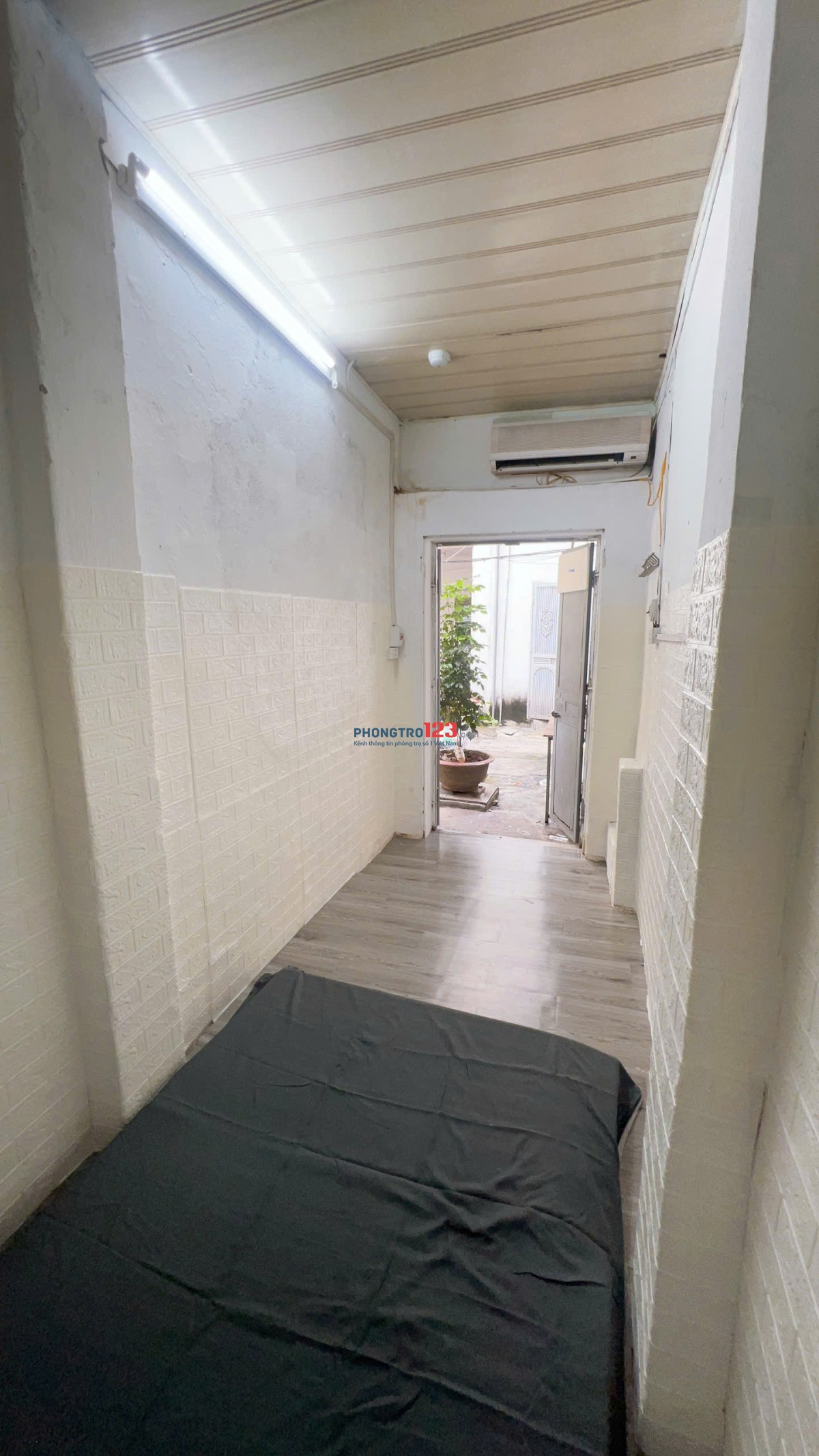 Cho thuê phòng trọ 1.6tr full đồ ngõ 1096 Láng, gần cầu 361, DH Giao Thông vận tải