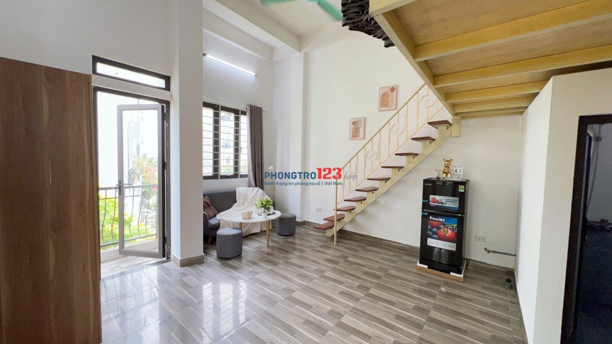 Cho thuê 1N1K ngõ 111 triều khúc hoặc oto đi 286 Nguyễn Xiển, Full đồ, khép kín, ban công cửa sổ