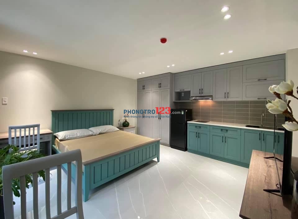 CĂN HỘ BAN CÔNG RỘNG 40M2- LÊ VĂN SỸ PHƯỜNG 14- QUẬN 3