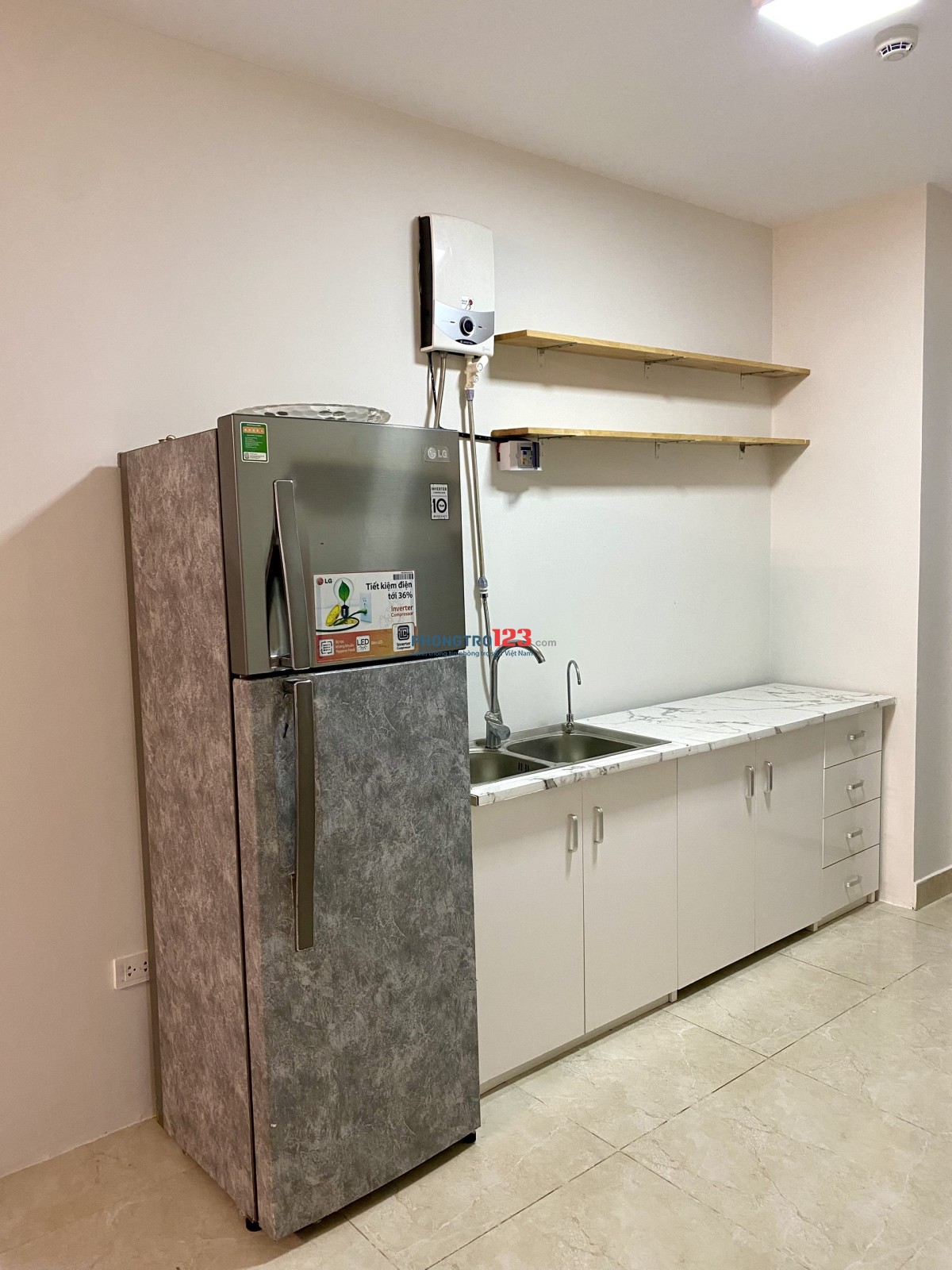 CHO THUÊ 1 PHÒNG MASTER KHÉP KÍN TRONG CĂN HỘ CHUNG CƯ – FULL NỘI THẤT, Ở TỪ THÁNG 11