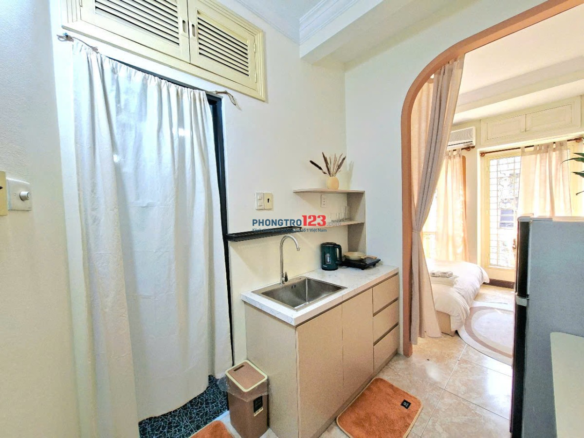 CĂN HỘ DỊCH VỤ GIÁ RẺ TIỆN NGHI - TRẦN HƯNG ĐẠO QUẬN 1- FULL NỘI THẤT 6.7TR.