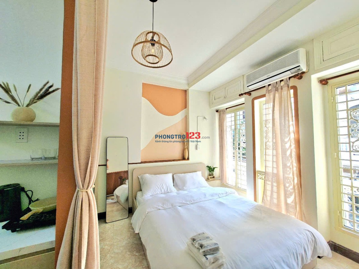 CĂN HỘ DỊCH VỤ GIÁ RẺ TIỆN NGHI - TRẦN HƯNG ĐẠO QUẬN 1- FULL NỘI THẤT 6.7TR.