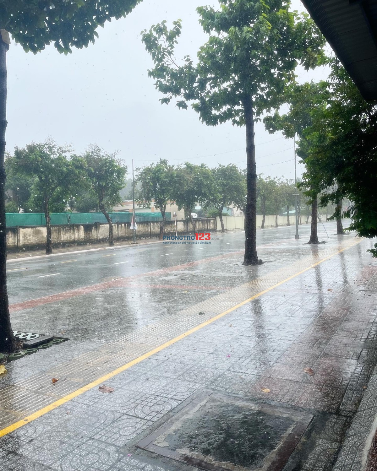 Phòng nhà nghỉ cho thuê tháng kèm dịch vụ cho thuê xe máy tại khu công nghiệp Phú Mỹ 1-2-3, BRVT