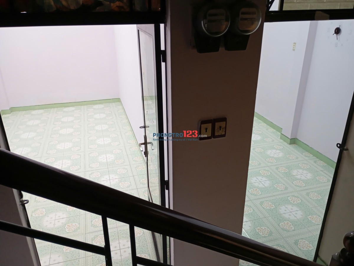 PHÒNG TRỌ 12,5 M2 10/5 Đặng Lộ (Tân Bình) - Phòng sạch đẹp, an toàn