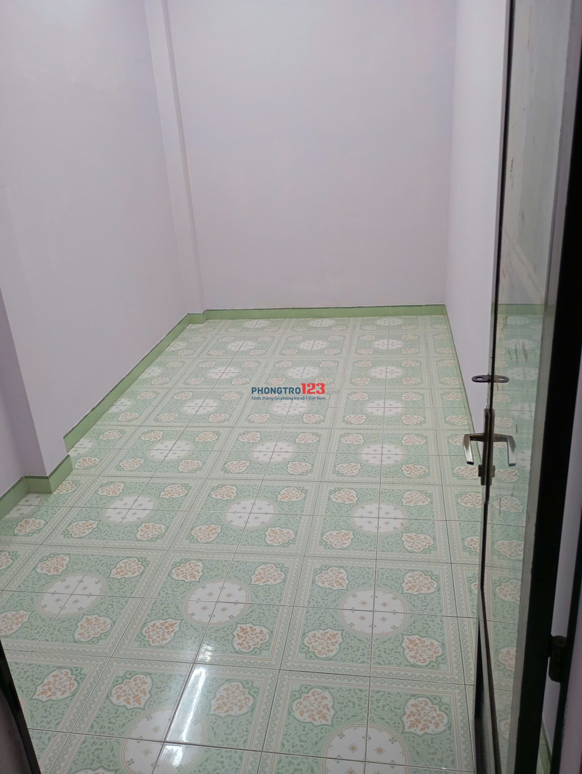PHÒNG TRỌ 12,5 M2 10/5 Đặng Lộ (Tân Bình) - Phòng sạch đẹp, an toàn