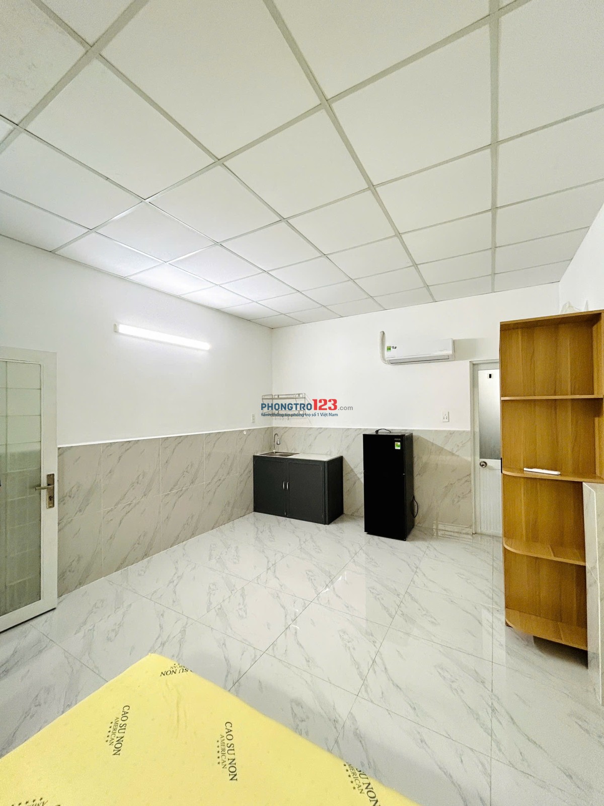 Căn hộ dịch vụ cực kỳ rộng giá siêu rẻ ngay chân cầu Bình Lợi