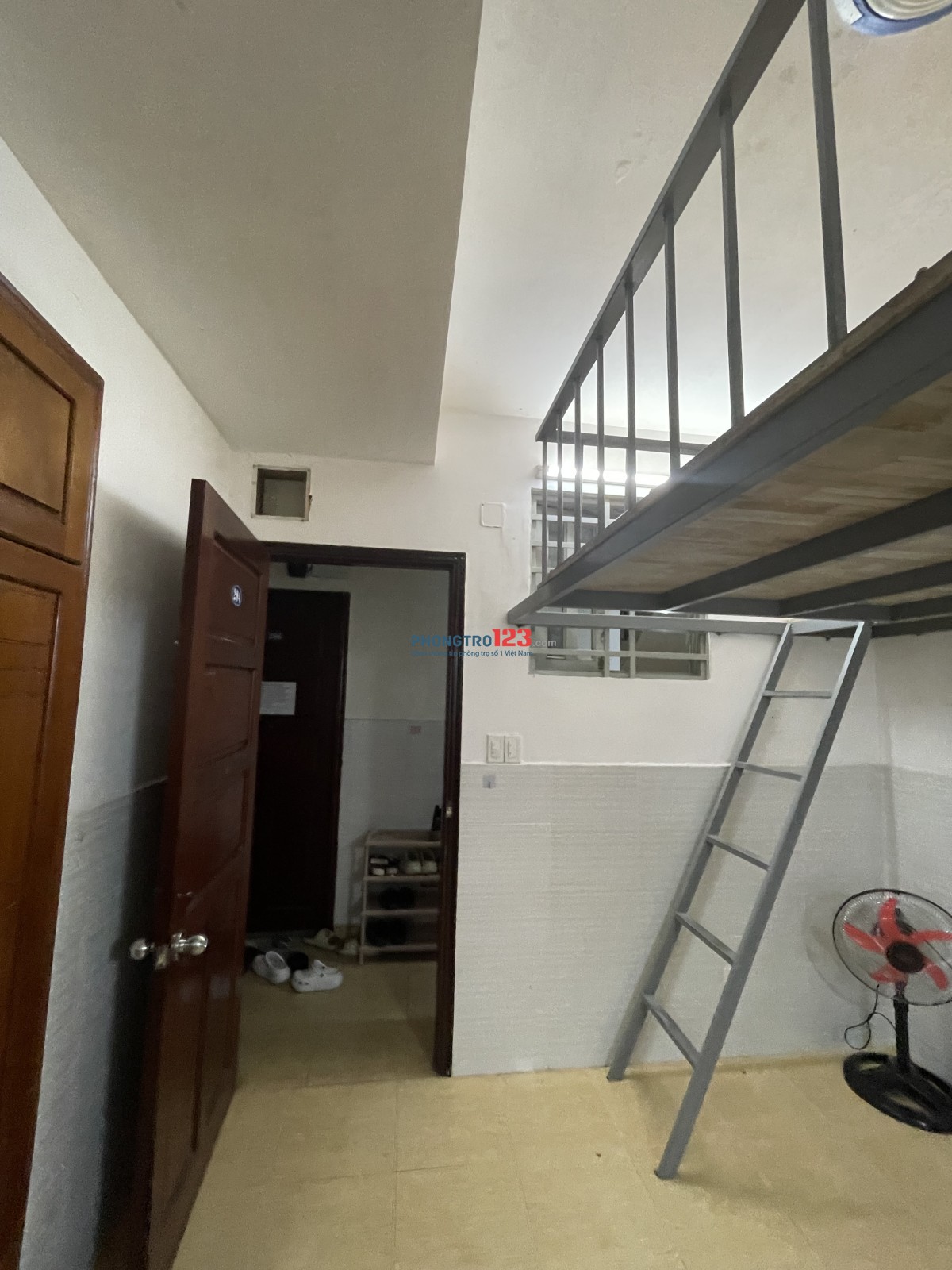 PHÒNG GÁC RỘNG ĐẸP - FULL NỘI THẤT - GẦN NGAY MẶT ĐƯỜNG DƯƠNG QUẢNG HÀM