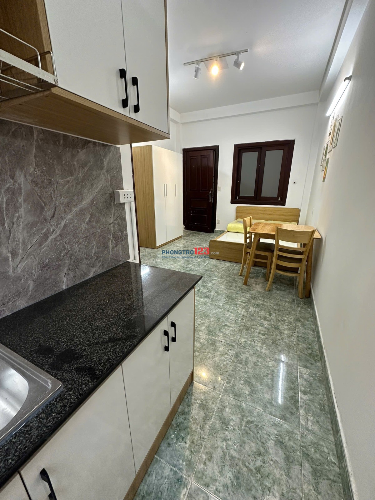 Pass phòng trọ full nội thất đối diện Vinhome Central