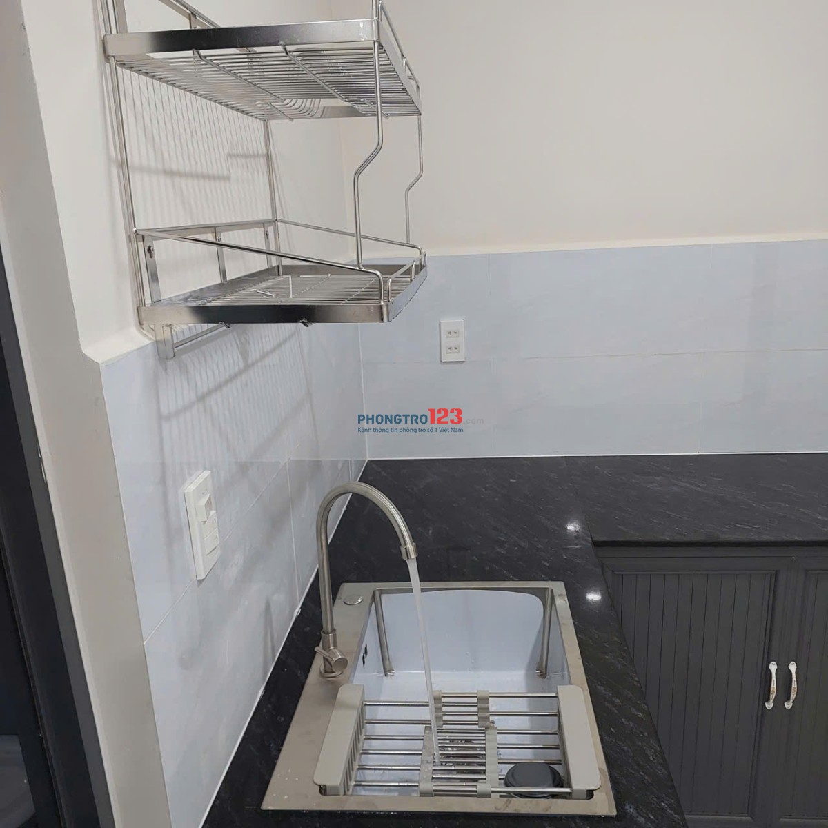 Phòng trọ gần ngã ba Đỗ Xuân Hợp, Liên Phường. Nhận phòng T11/2025