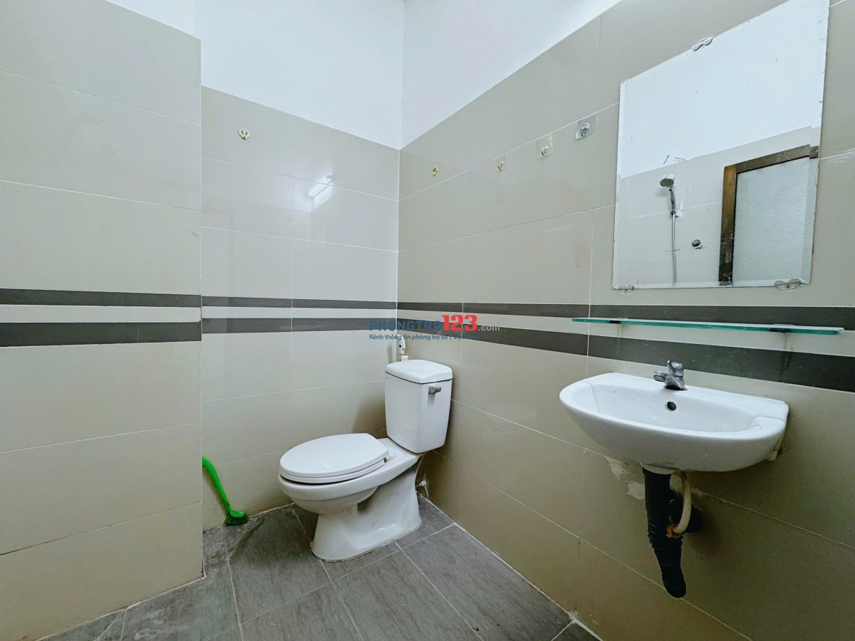 STUDIO TRỐNG SẴN - GẦN PHẠM VĂN ĐỒNG, PHAN ĐĂNG LƯU