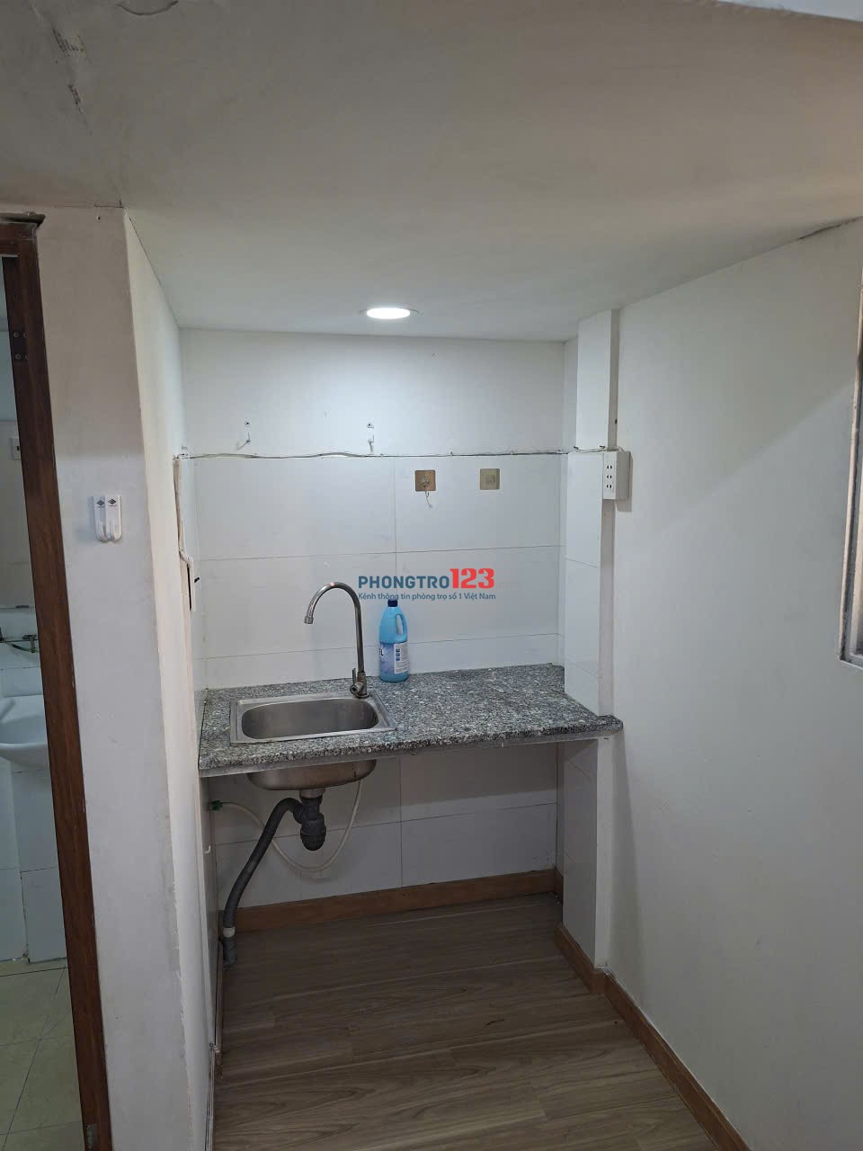 Cho thuê phòng trọ gần sân bay, etown, siêu thị, khu k300 an ninh, sạch sẽ, giá tốt