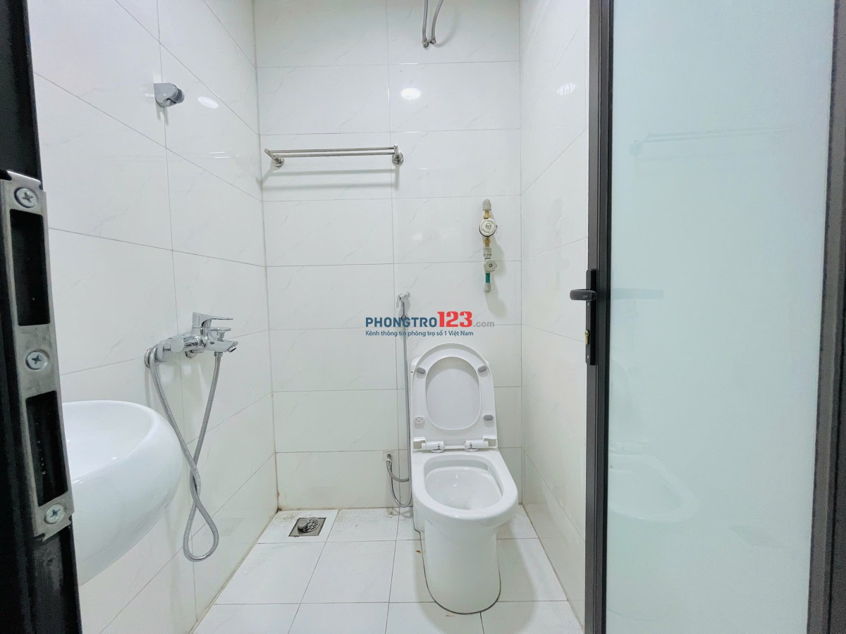 88 ĐẠI TỰ FULL ĐỒ, GẦN CD FPT, CN ĐÔNG Á 5KM, DHCN 2,5KM, OTO ĐỖ CỬA
