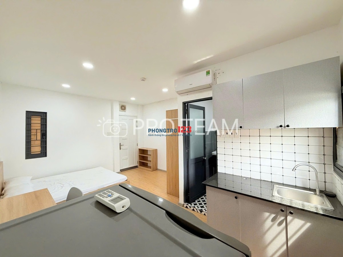 PHÒNG FULL NỘI THẤT, KHÔNG GIAN THOÁNG MÁT - GẦN HÀNG XANH - GIÁP Q1, PHÚ NHUẬN