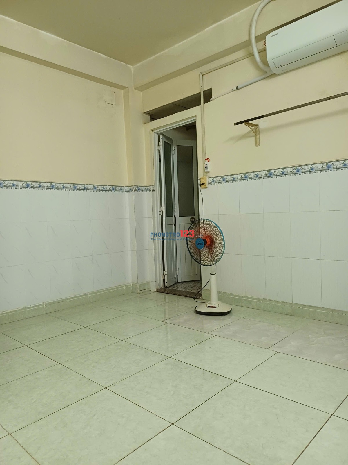 Phòng trọ 15m2. Đường Phạm văn Bạch, P15, Tân Bình