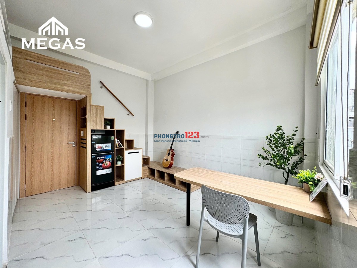 Cho thuê phòng gác mới có nội thất, cửa sổ lớn cực thoáng - bảo vệ 24/24, thang máy