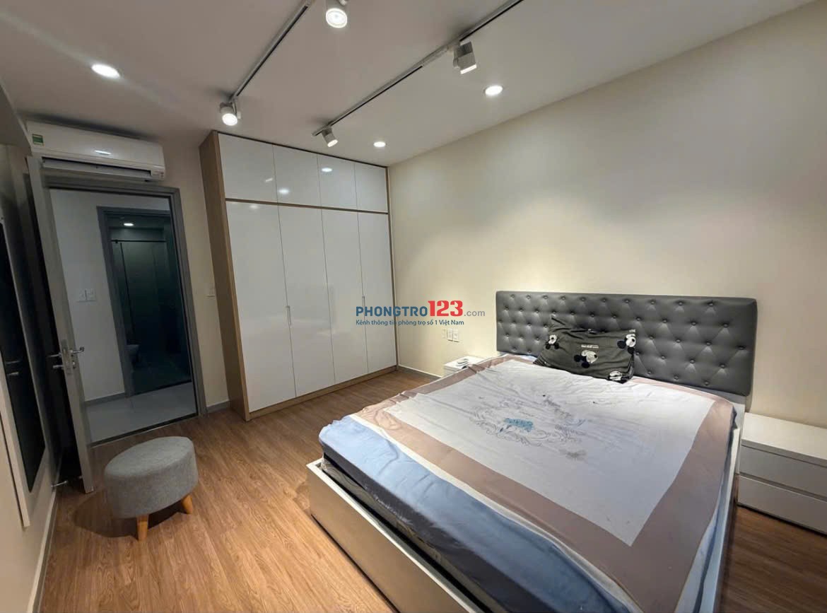 Chung cư Screc, 2PN, Căn góc, NTCB, Trường Sa, P12, Q3, 12tr5/th.