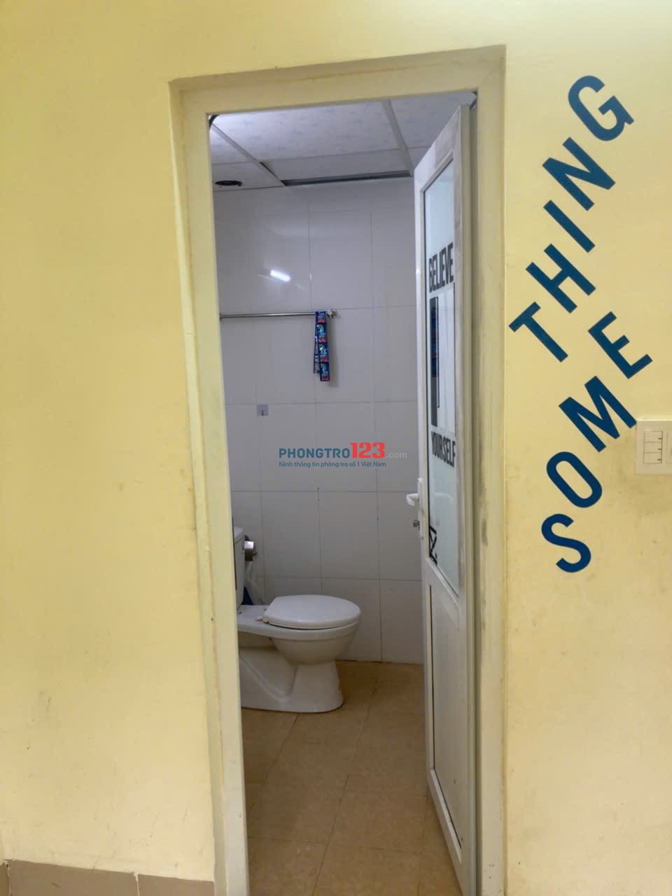 Cho nam thuê 1 phòng chung cư Hoàng Văn Thụ