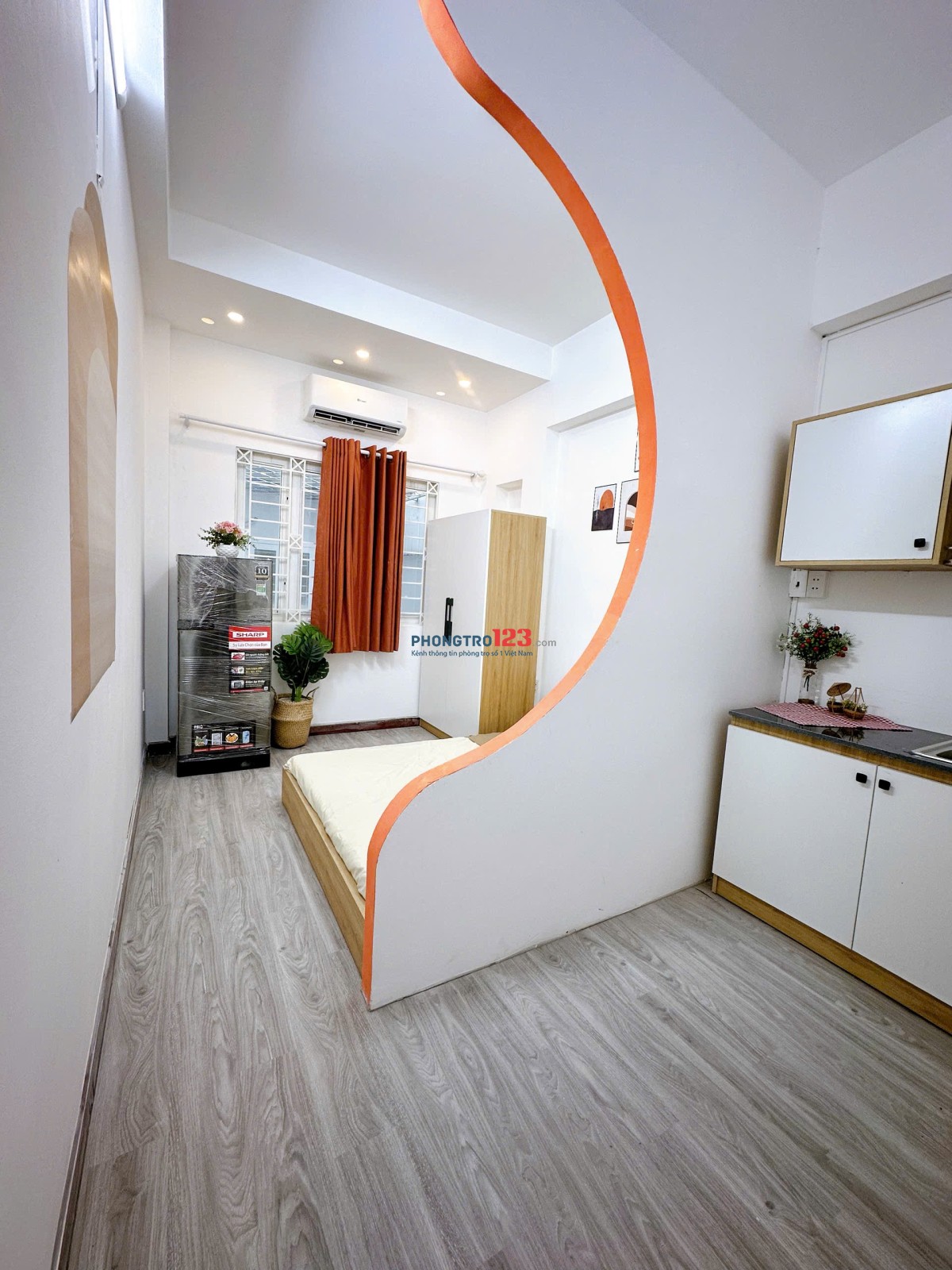 CHO THUÊ PHÒNG TRỌ FULL NỘI THẤT – CỬA SỔ LỚN THOÁNG MÁT Q1 gần Thảo Cầm Viên, Đinh Tiên Hoàng