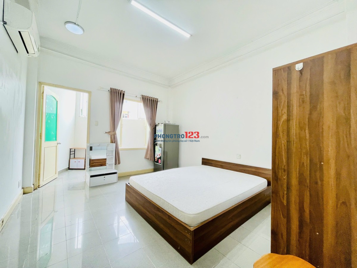 CHO THUÊ PHÒNG TRỌ TÁCH BẾP – CỬA SỔ LỚN Q1 gần ĐH khoa học-tự nhiên, Ngay vòng xoay Nowzone