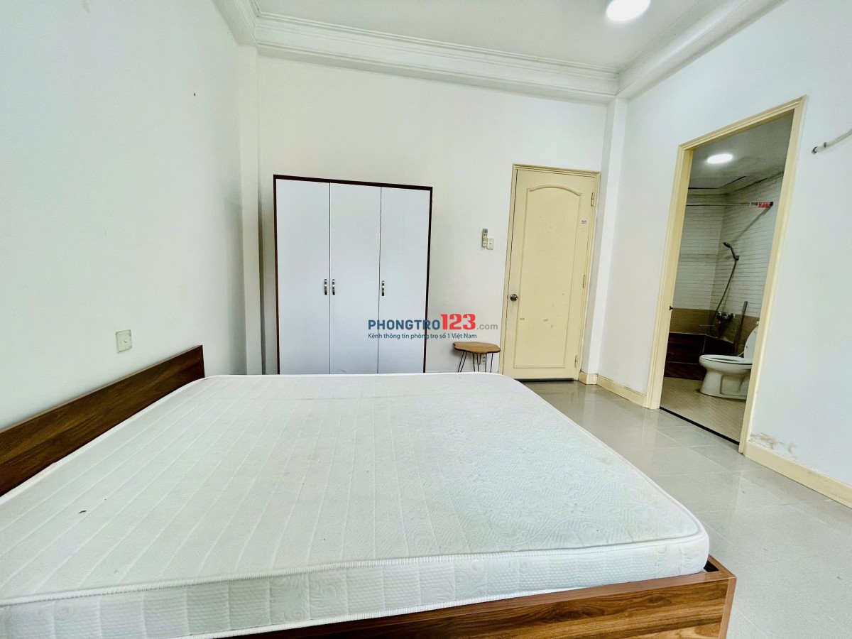 CHO THUÊ PHÒNG TRỌ TÁCH BẾP – CỬA SỔ LỚN Q1 gần ĐH khoa học-tự nhiên, Ngay vòng xoay Nowzone