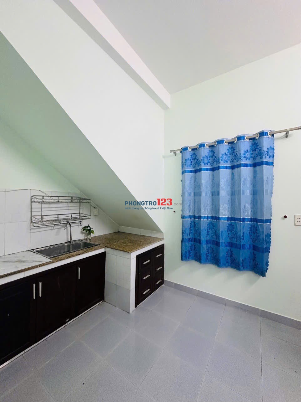 Cho thuê nhà gần trường tiểu học Nguyễn Thái sơn, chợ Tân Định , bệnh viện