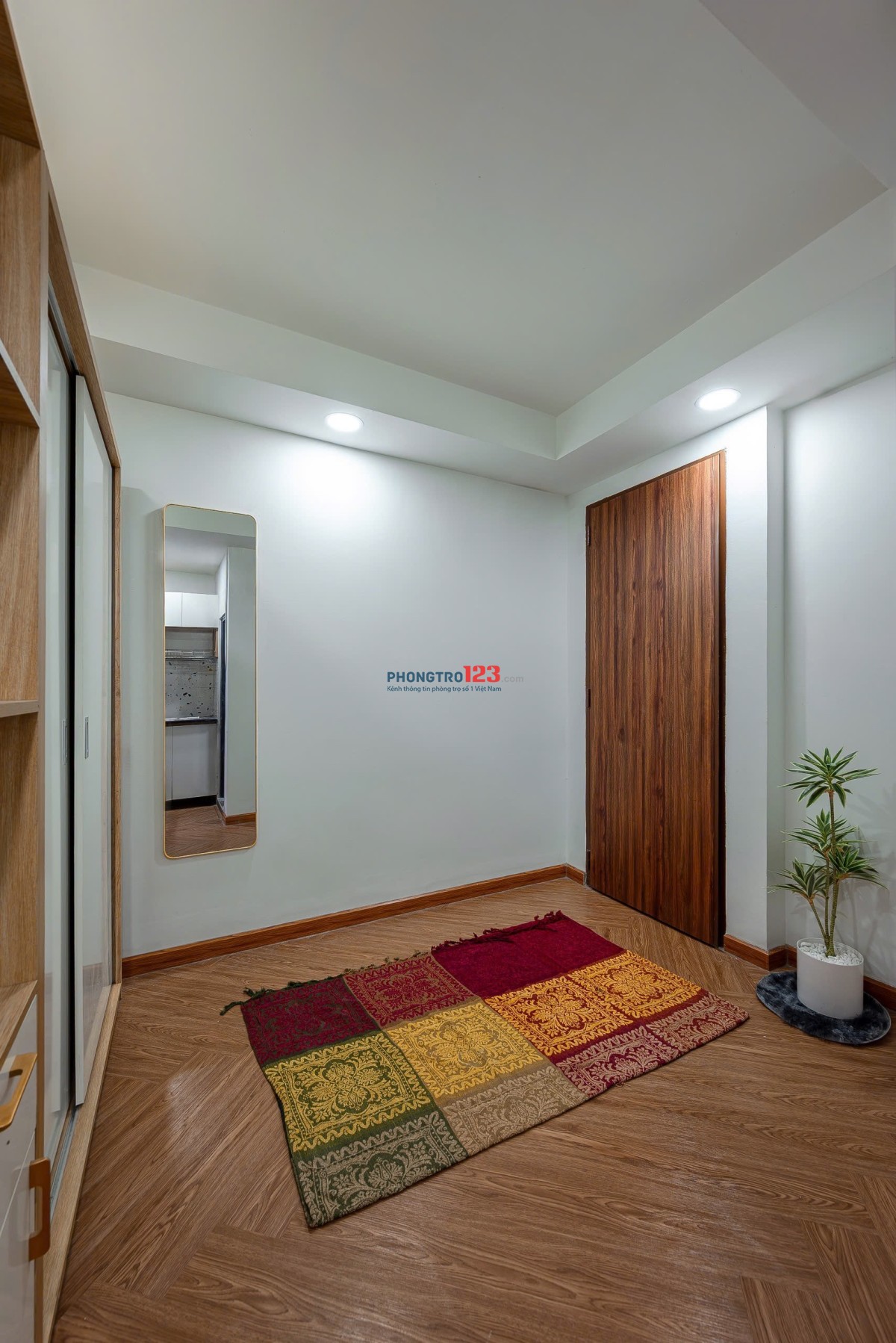 Cho thuê căn studio full nội thất có ban công tại đường Âu Cơ, Tân Bình.